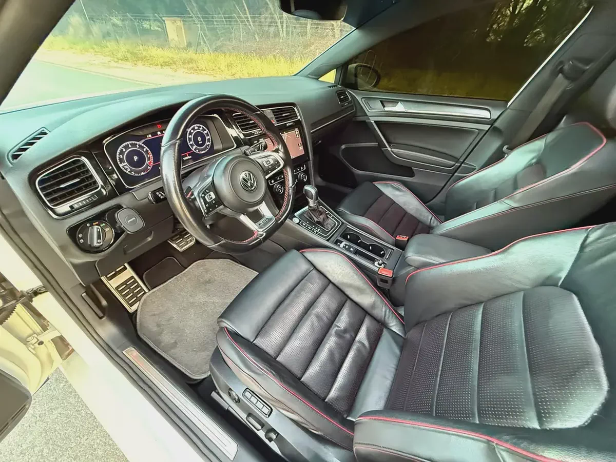 جولف GTI موديل 2018 خليجى صبغ الوكاله فل اوبشن-13-13