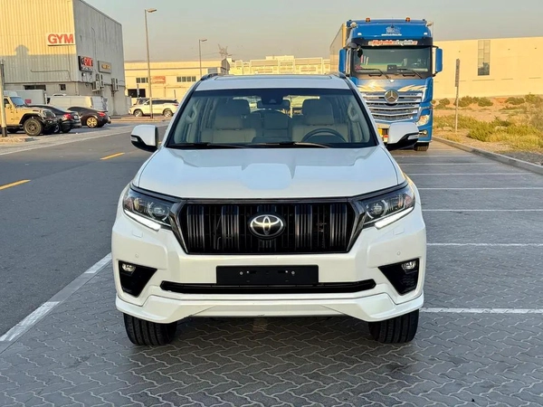 Toyota Prado Adventure 2022 VXR 4.0L V6 Accident Free