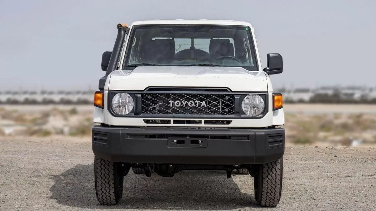 Toyota Land Cruiser Pick Up Toyota Land Cruiser Pick-up DC 4.2L Diesel  MT 2024-1-0