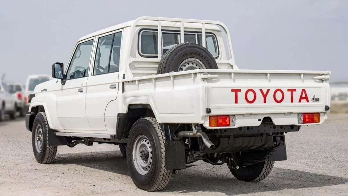 Toyota Land Cruiser Pick Up Toyota Land Cruiser Pick-up DC 4.2L Diesel  MT 2024-6-0