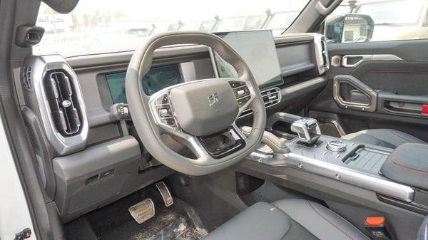 Jetour T2 LUX
