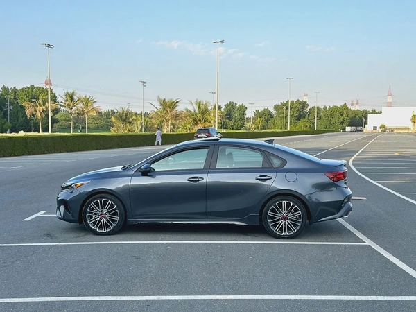Kia forte 2023 GTLine full sunroof 1.6 turbo