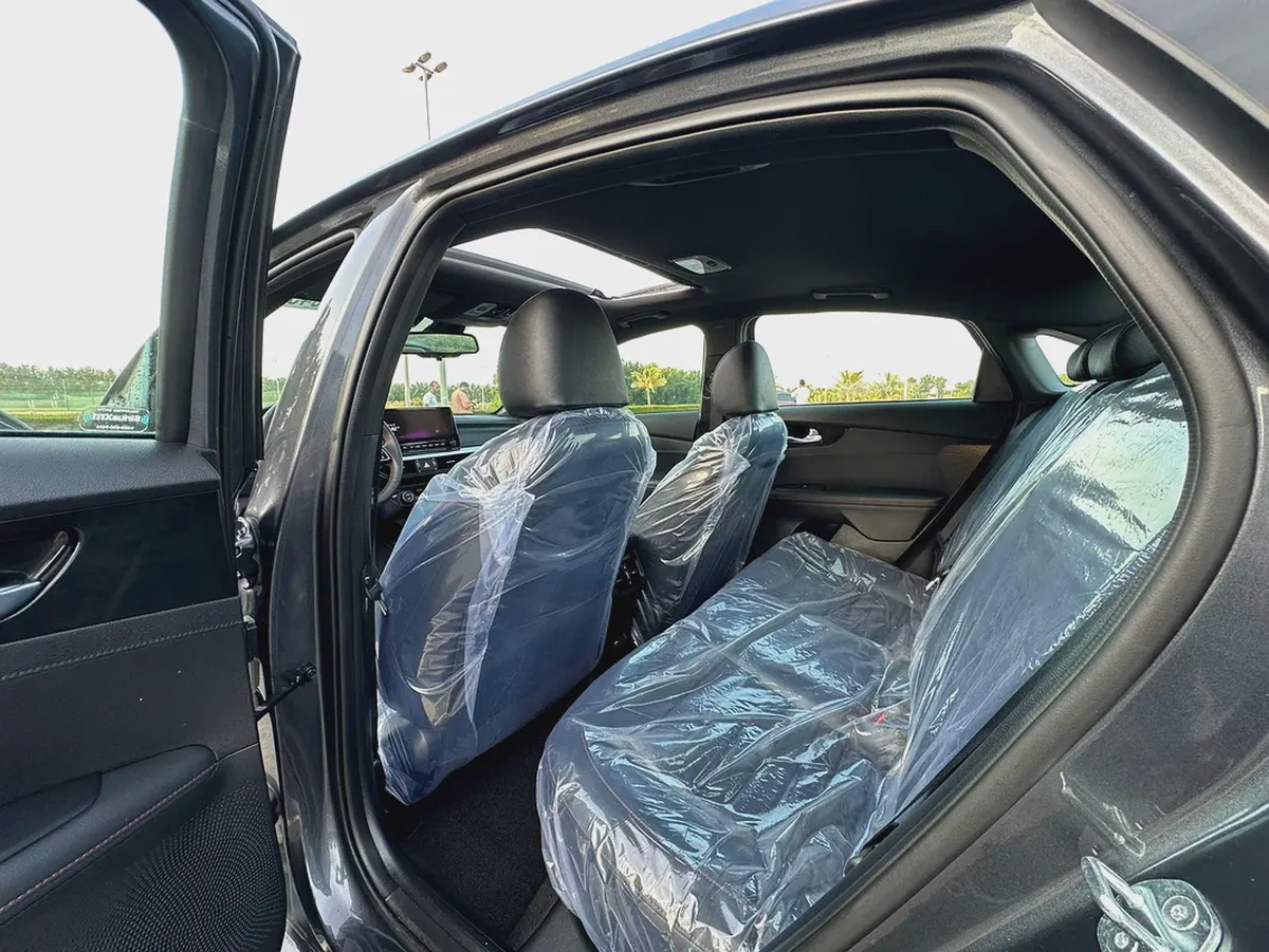 Kia forte 2023 GTLine full sunroof 1.6 turbo-9-9