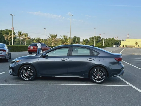 Kia forte 2023 GTLine full sunroof 1.6 turbo