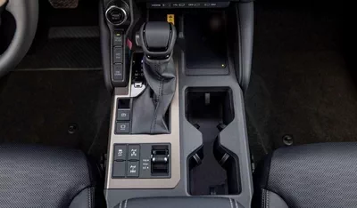 Toyota Prado GXL 1ST EDITION 250 2.4P AT FIRST EDITION MY2024 – SAND & GREY ROOF-10