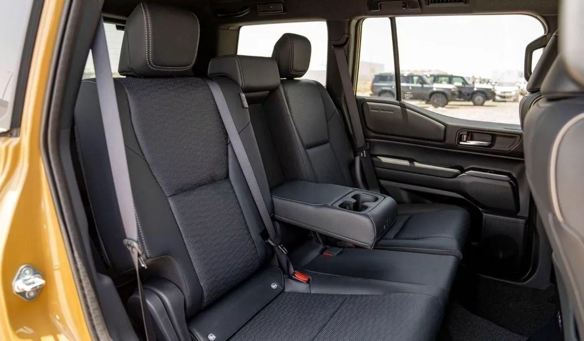 Toyota Prado GXL 1ST EDITION 250 2.4P AT FIRST EDITION MY2024 – SAND & GREY ROOF-15-0