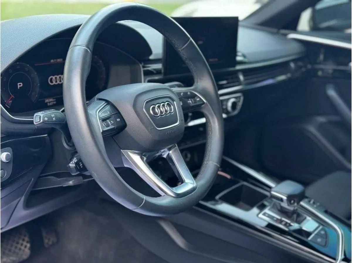 Audi A4 40 TFSI S-LINE Audi A4 V4 2021-9-0