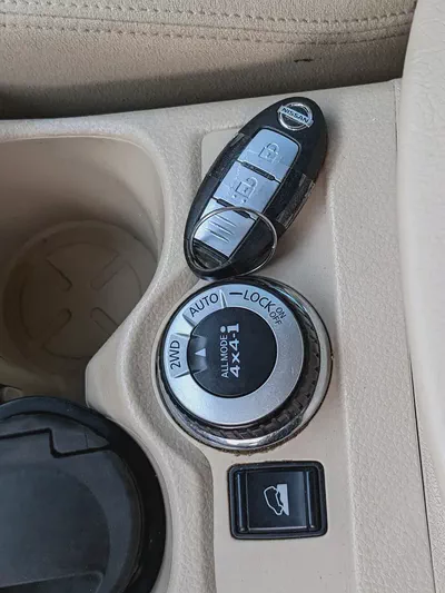 Nissan X-Trail SV 2015 GCC Specs 4WD Premium Condition Perfect Family SUV-10