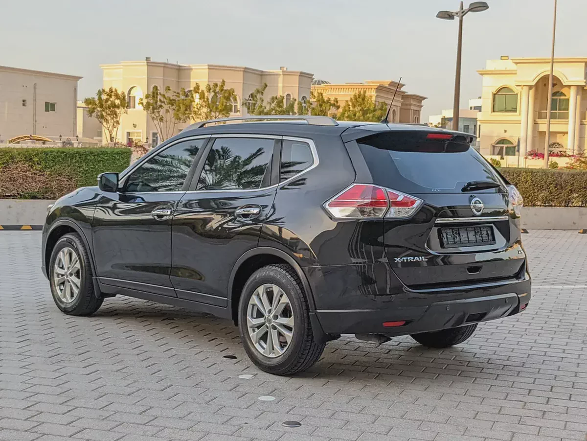 Nissan X-Trail SV 2015 GCC Specs 4WD Premium Condition Perfect Family SUV-11-11