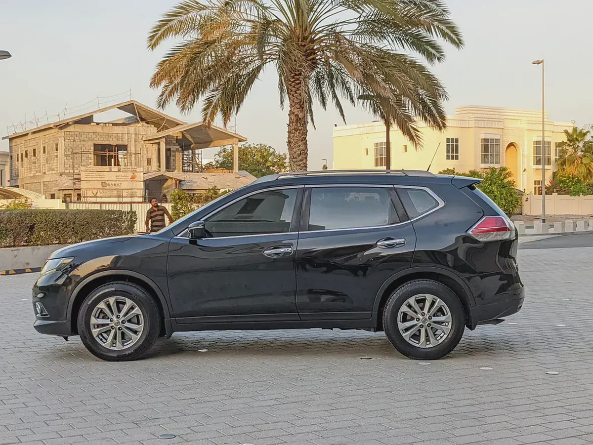Nissan X-Trail SV 2015 GCC Specs 4WD Premium Condition Perfect Family SUV-13-13