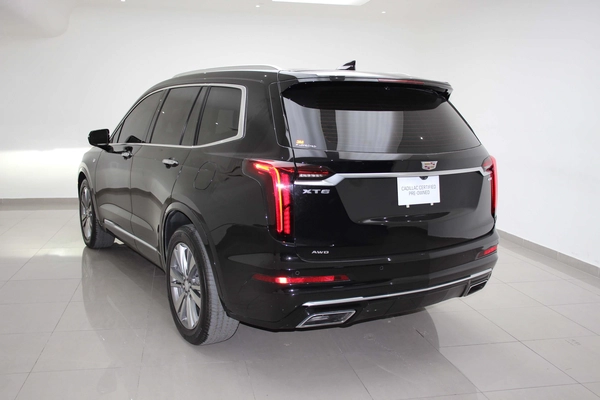 Cadillac XT6