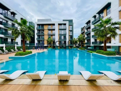 Fitted Kitchen | Big Lawn | Best Amenities | Ready-0