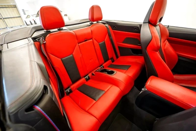 AED 4527 PM | BMW M4 COMPETITION CABRIOLET Xdr2024 | WELL MAINTAINED | 1 YEAR WARRANTY-19