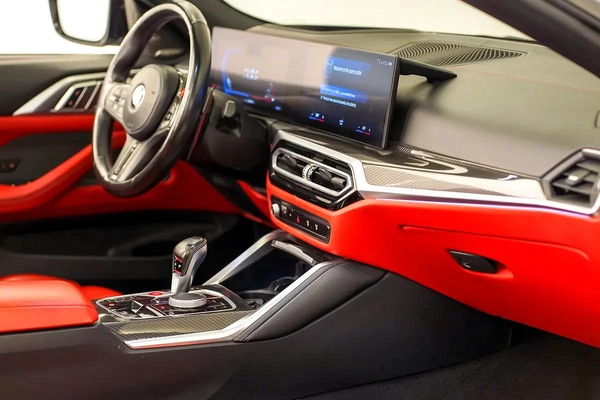 AED 4527 PM | BMW M4 COMPETITION CABRIOLET Xdr2024 | WELL MAINTAINED | 1 YEAR WARRANTY