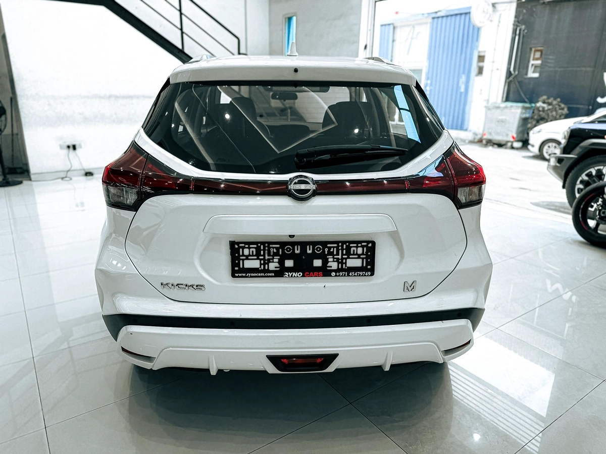 2024 Nissan Kicks SV 1.6L V4 // EMI Starts from 880 AED-4-4