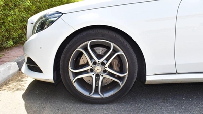 Mercedes-Benz E 400 Hybrid-14