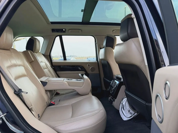 (2019) RANGE ROVER VOGUE //HSE// GCC FULL OPTION -EXCELLENT CONDITION-