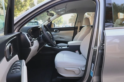 Kia sorento-2023-124,000KM-GCC Specs-Excellent Condition-10