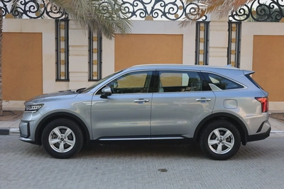 Kia sorento-2023-124,000KM-GCC Specs-Excellent Condition-8