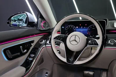 Mercedes-Benz Maybach S680-6