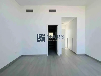4badroom villa with pool available for rent in masaar-20