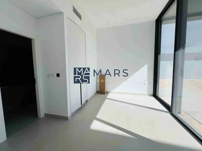 4badroom villa with pool available for rent in masaar-4