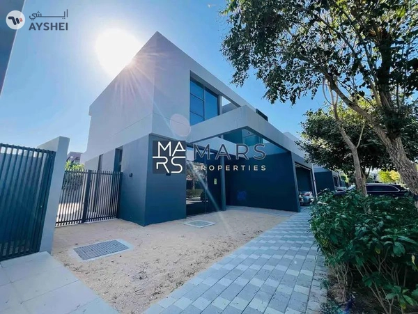 4badroom villa with pool available for rent in masaar