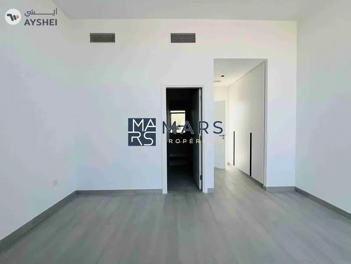 4badroom villa with pool available for rent in masaar-20-20