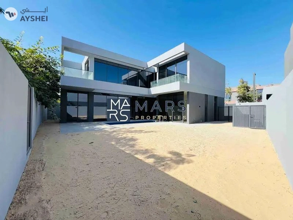 4badroom villa with pool available for rent in masaar