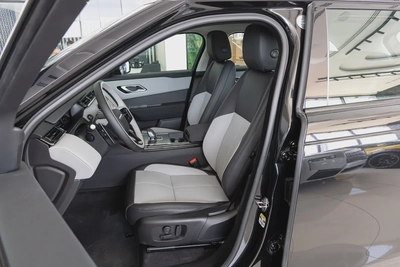 Range Rover Velar P250 SE - R Dynamic | 3 Years Gargash Auto Warranty and Service Contract | 2025-11