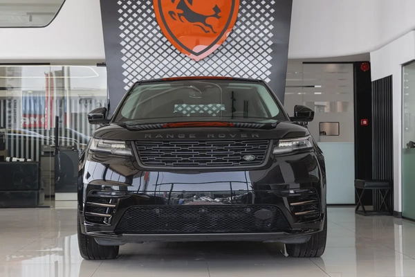Range Rover Velar P250 SE - R Dynamic | 3 Years Gargash Auto Warranty and Service Contract | 2025