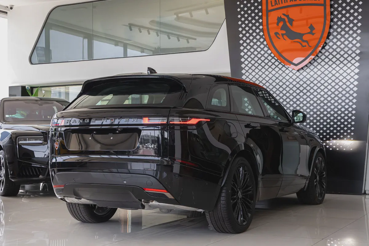 Range Rover Velar P250 SE - R Dynamic | 3 Years Gargash Auto Warranty and Service Contract | 2025-3-3