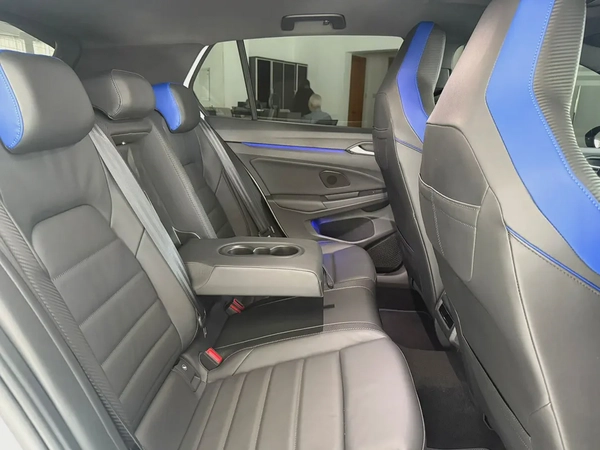 2024 | Volkswagen Golf R | Full Option | 3 years contract service, Unlimited KM | Ref#792