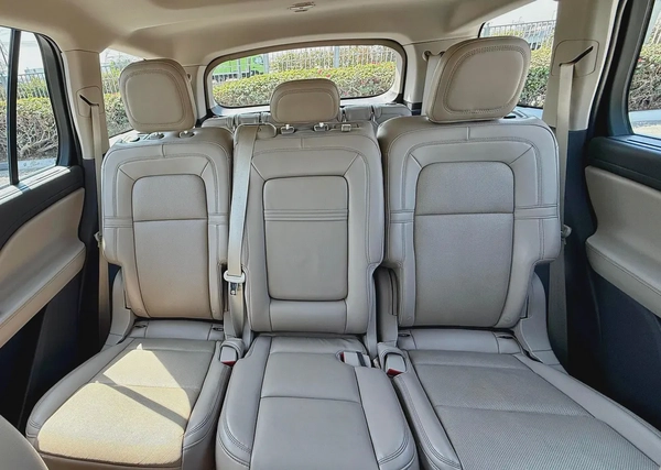 2022 Lincoln Aviator Reserve ll | G.C.C Spec | First Owner | Warranty and Service from Lincoln