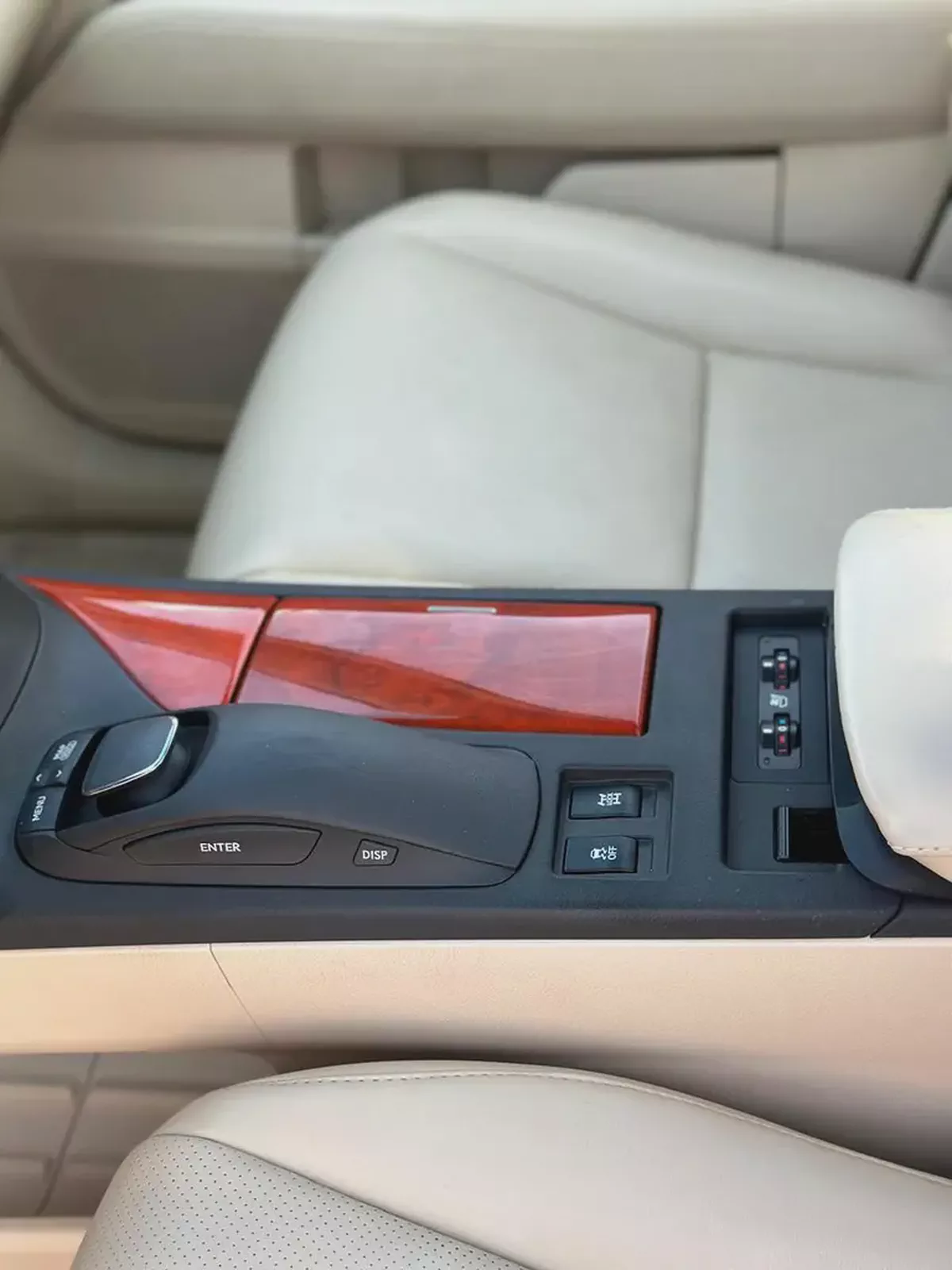 Pristine 2011 Lexus RX 350 Premier | GCC Specs | Low Mileage-14-14