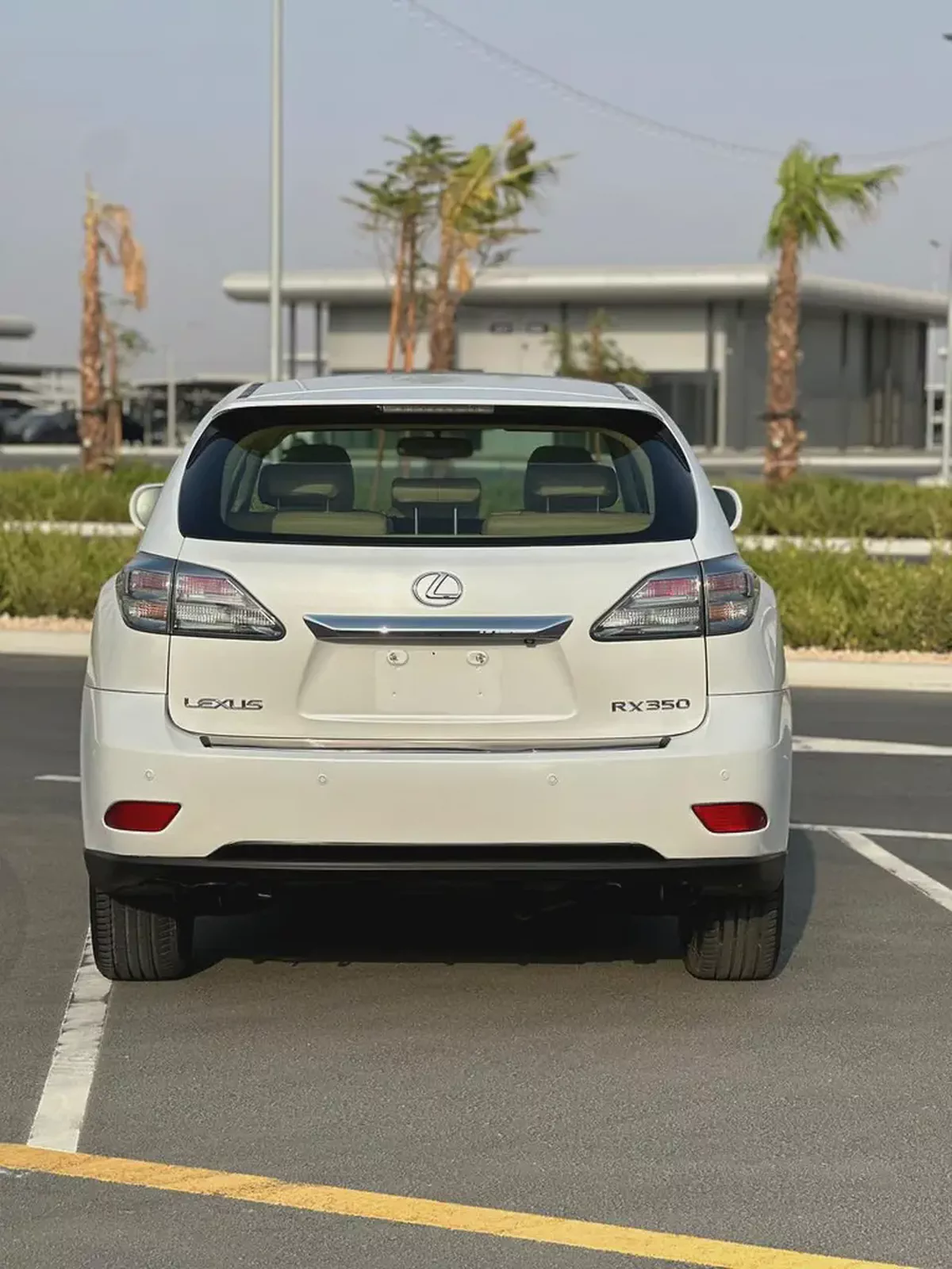 Pristine 2011 Lexus RX 350 Premier | GCC Specs | Low Mileage-5-5