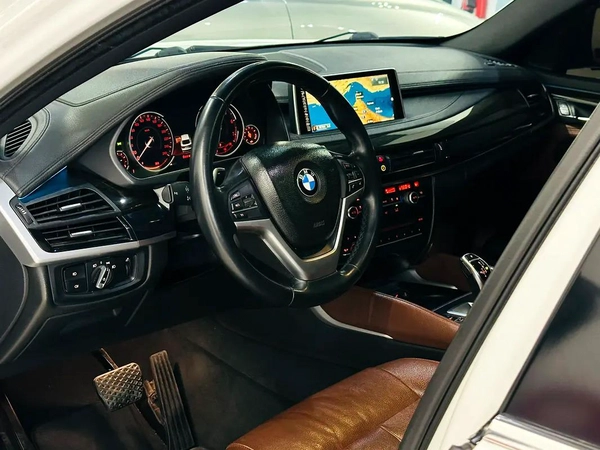 BMW X6 X DRIVE 3.5 EXCLUSIVE GCC SPECS FULL OPTION WITH ONE YEAR WARRANTY