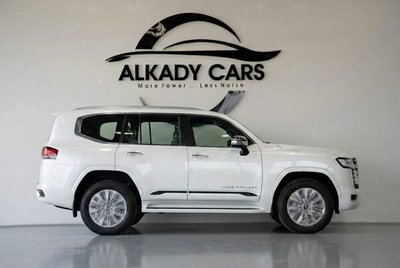 TOYOTA LAND CRUISER 300 HEV 3.5 VXR-HI | 2025 | HYBRID | FULL OPTIONS-1
