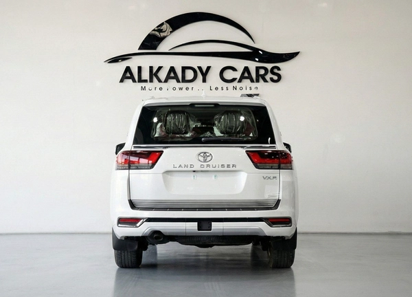 TOYOTA LAND CRUISER 300 HEV 3.5 VXR-HI | 2025 | HYBRID | FULL OPTIONS