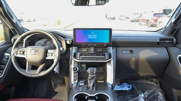 TOYOTA LAND CRUISER 300 HEV 3.5 VXR-HI | 2025 | HYBRID | FULL OPTIONS