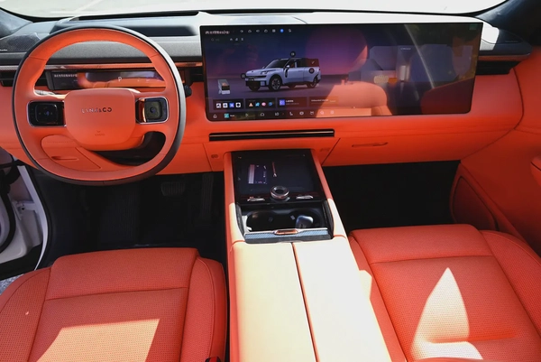 LYNK CO 2025 - 900 EM-P - ULTRA EDITION