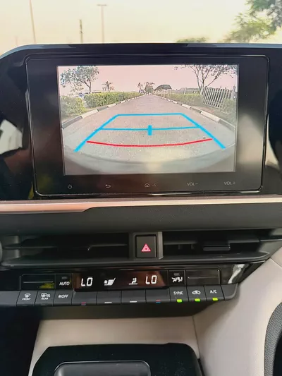 Toyota Crown 2.5L Full Option GCC 2026 0 KM For Export-17