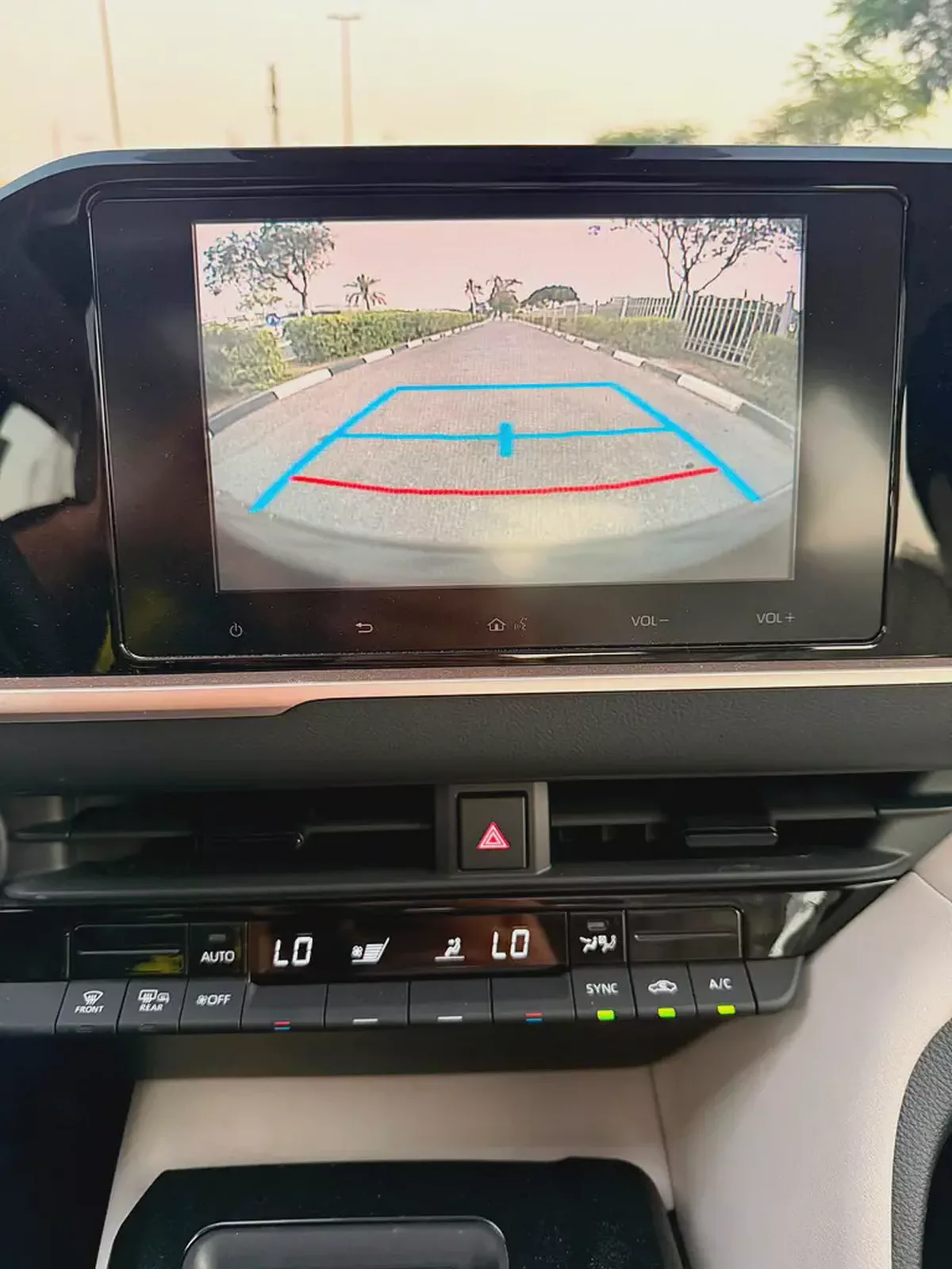 Toyota Crown 2.5L Full Option GCC 2026 0 KM For Export-17-17