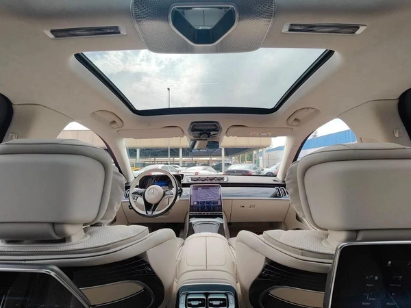 Mercedes Maybach S580 Maybach Under Agency Warranty 2026 GCC - AED 985,000