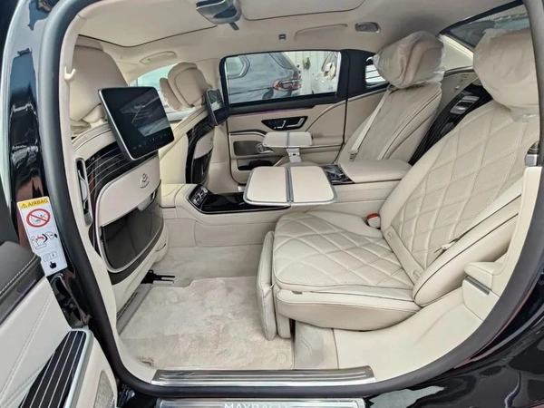 Mercedes Maybach S580 Maybach Under Agency Warranty 2026 GCC - AED 985,000