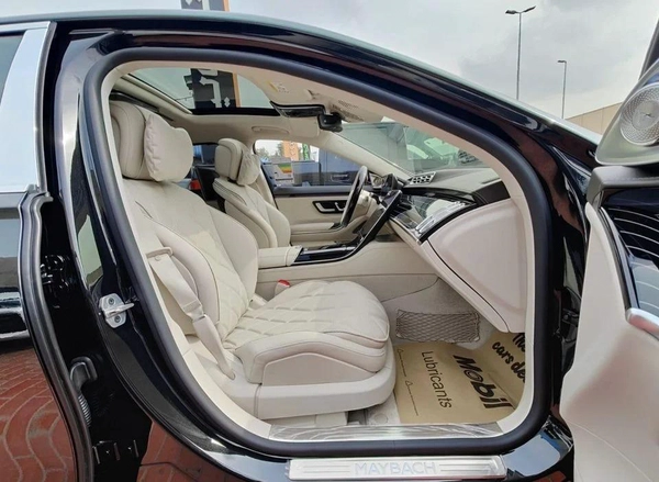 Mercedes Maybach S580 Maybach Under Agency Warranty 2026 GCC - AED 985,000
