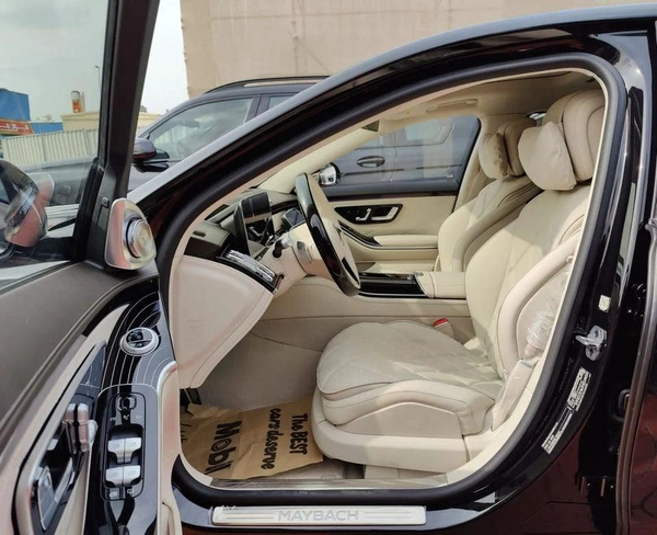 Mercedes Maybach S580 Maybach Under Agency Warranty 2026 GCC - AED 985,000