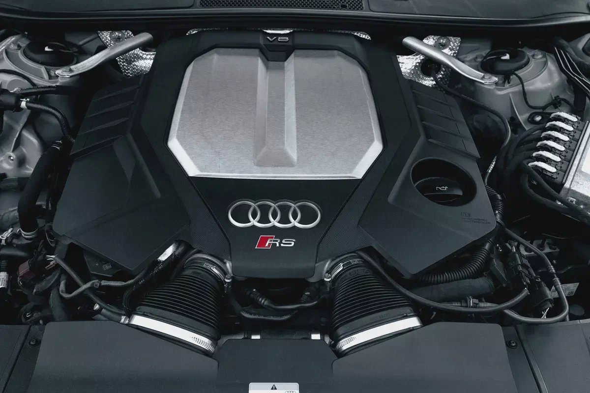 7,050 P.M |  RS6 4.0 TFSI Quattro | 0% Downpayment | Perfect Condition!-13-13