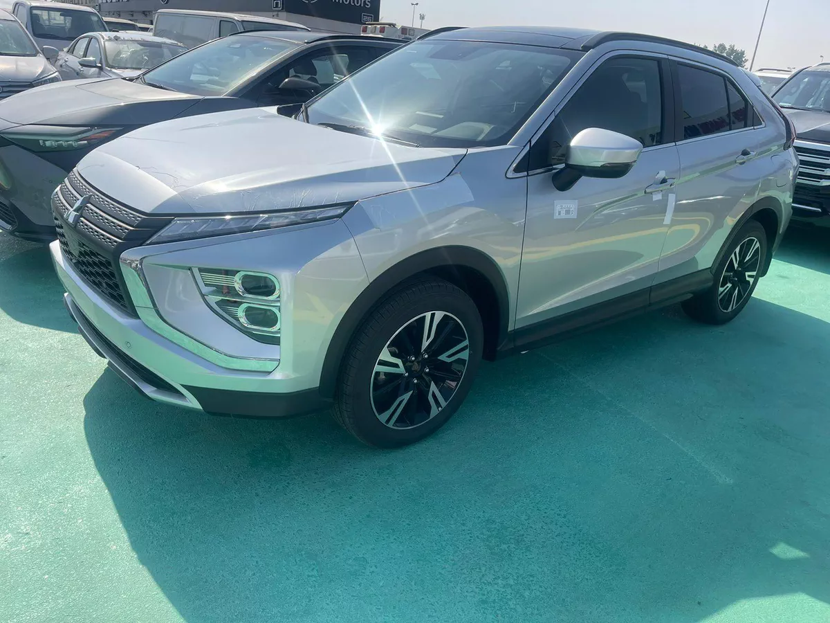 2026 Mitsubishi Eclipse Cross – Silver SUV with Grey Interior