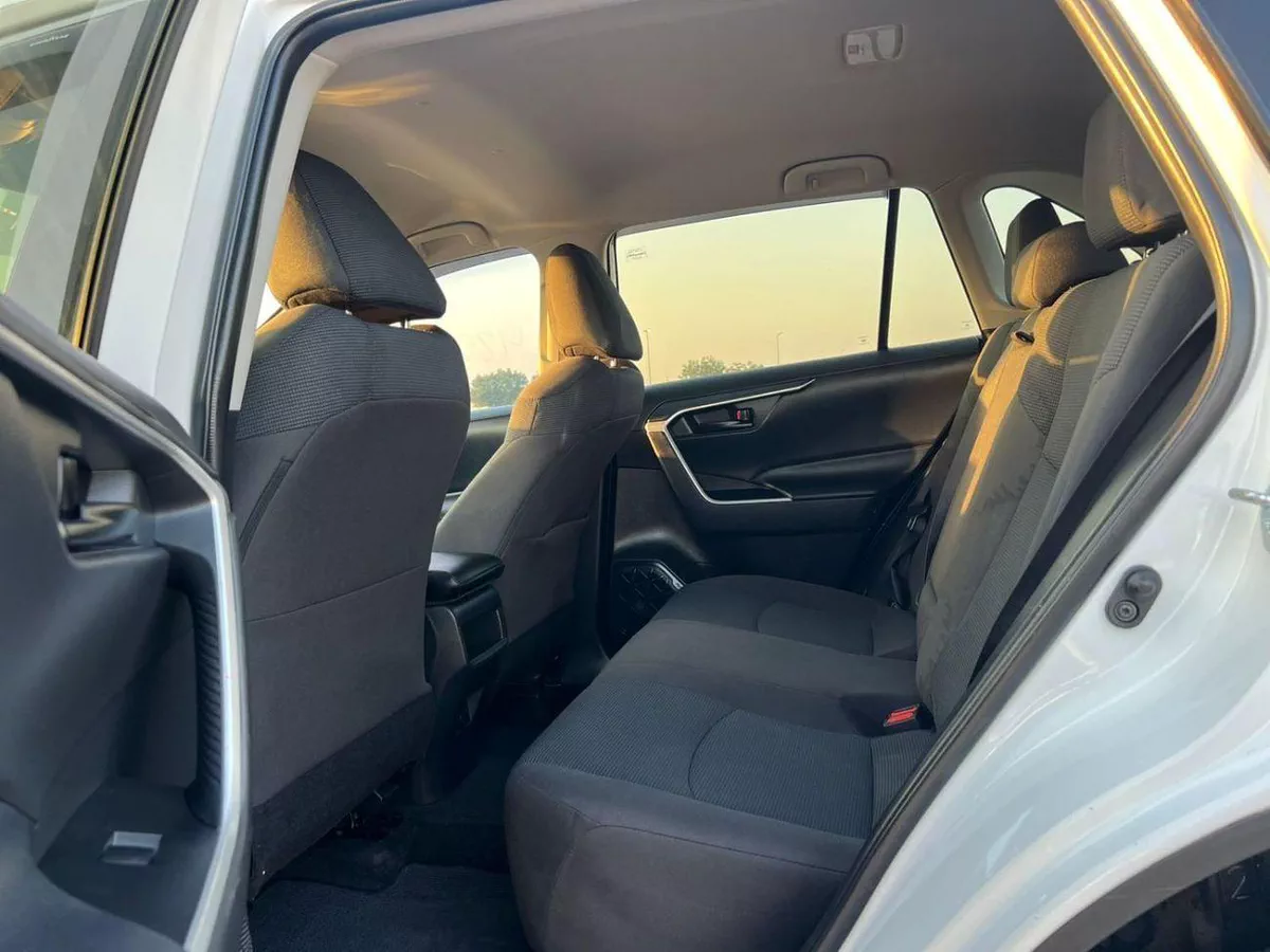 Toyota RAV4  2021 Toyota Rav4 Mid Option  2.5L V4 - Rear Camera - Radar-14-0